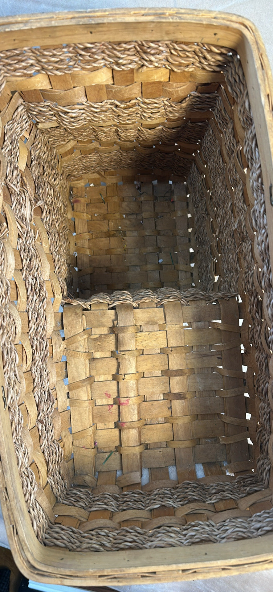 Wicker stair step basket