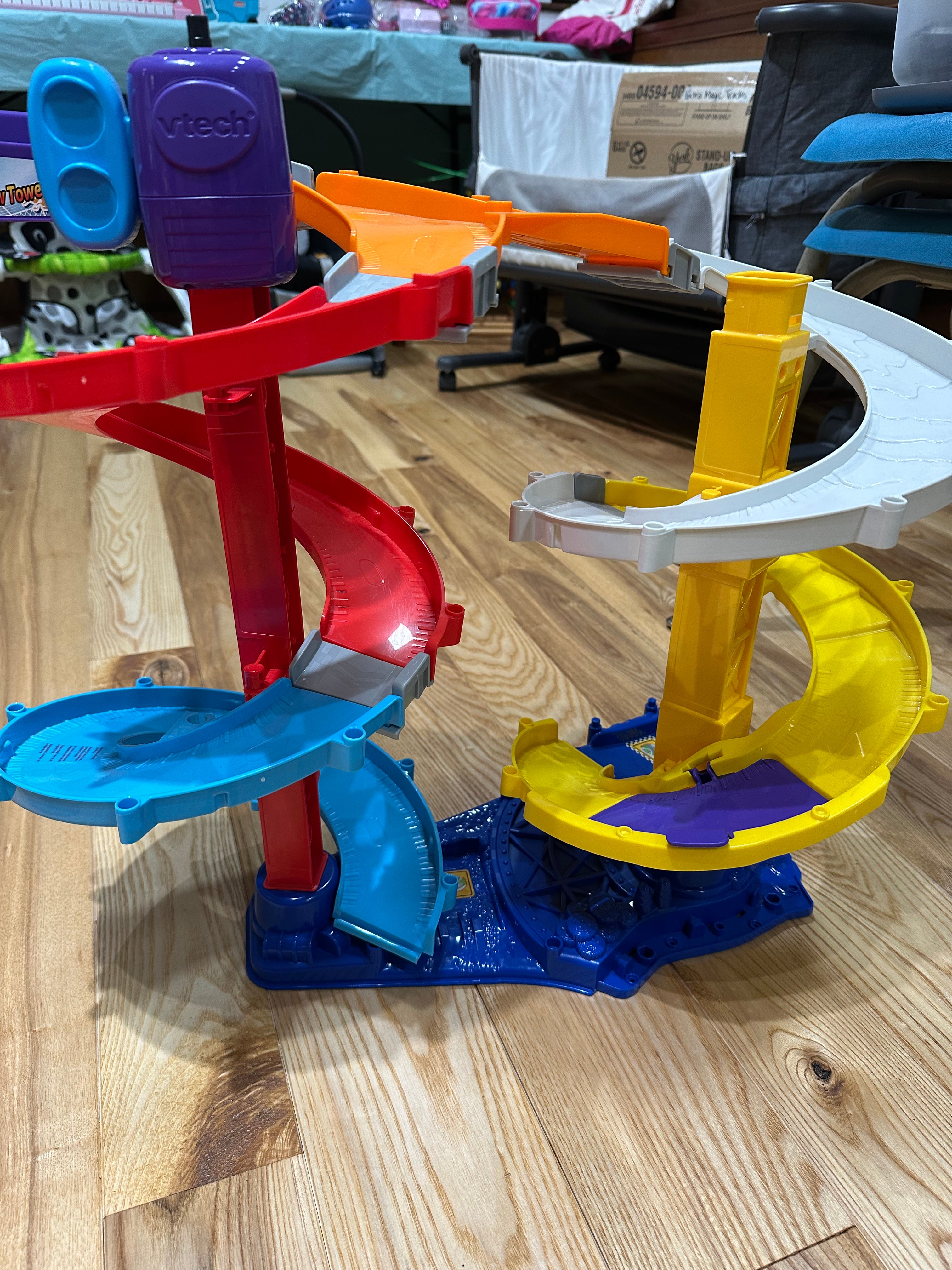 HUGE lot of VTech smart wheels track, cars, and towers