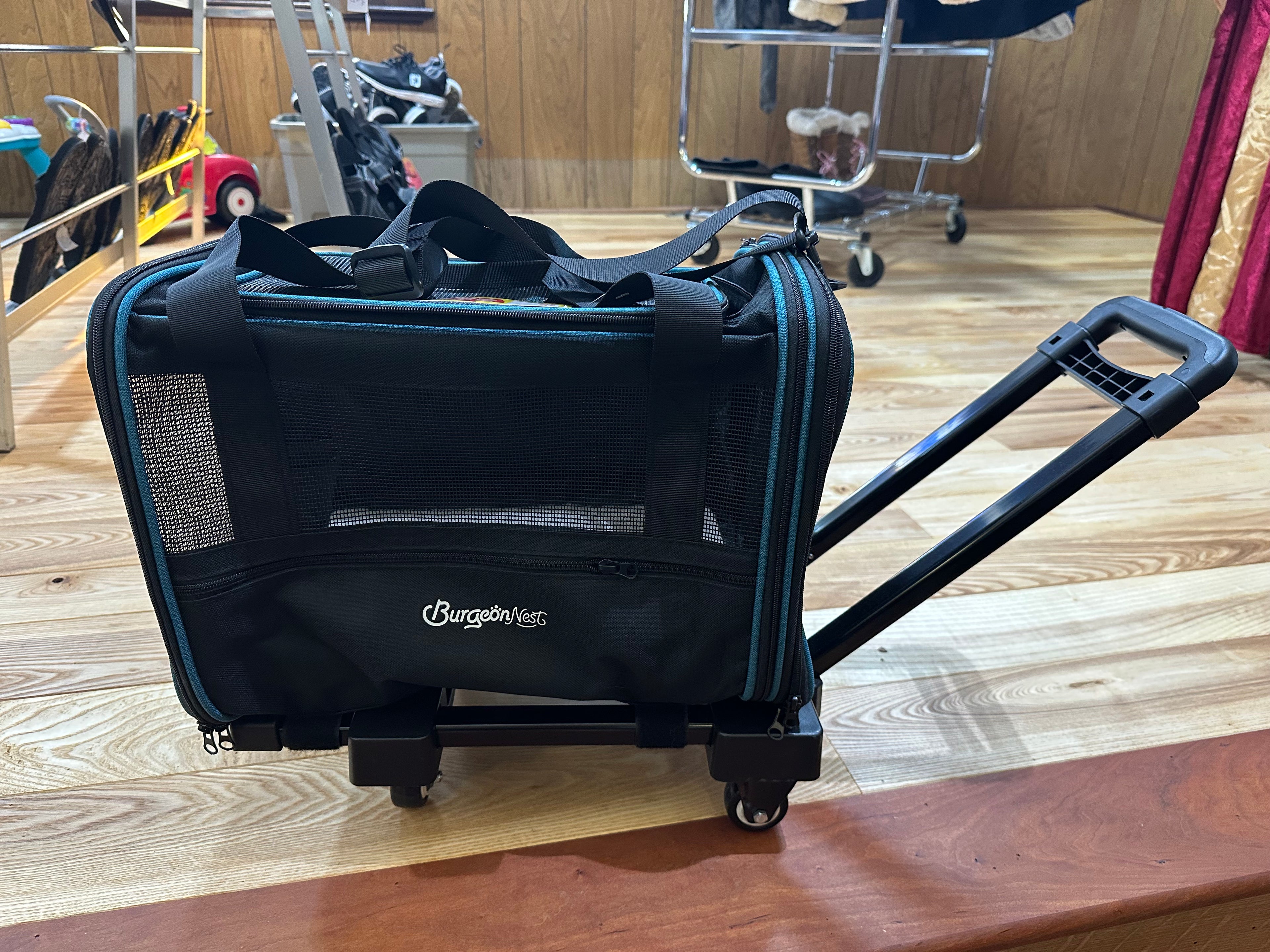 Airline approved pet carrier on wheels