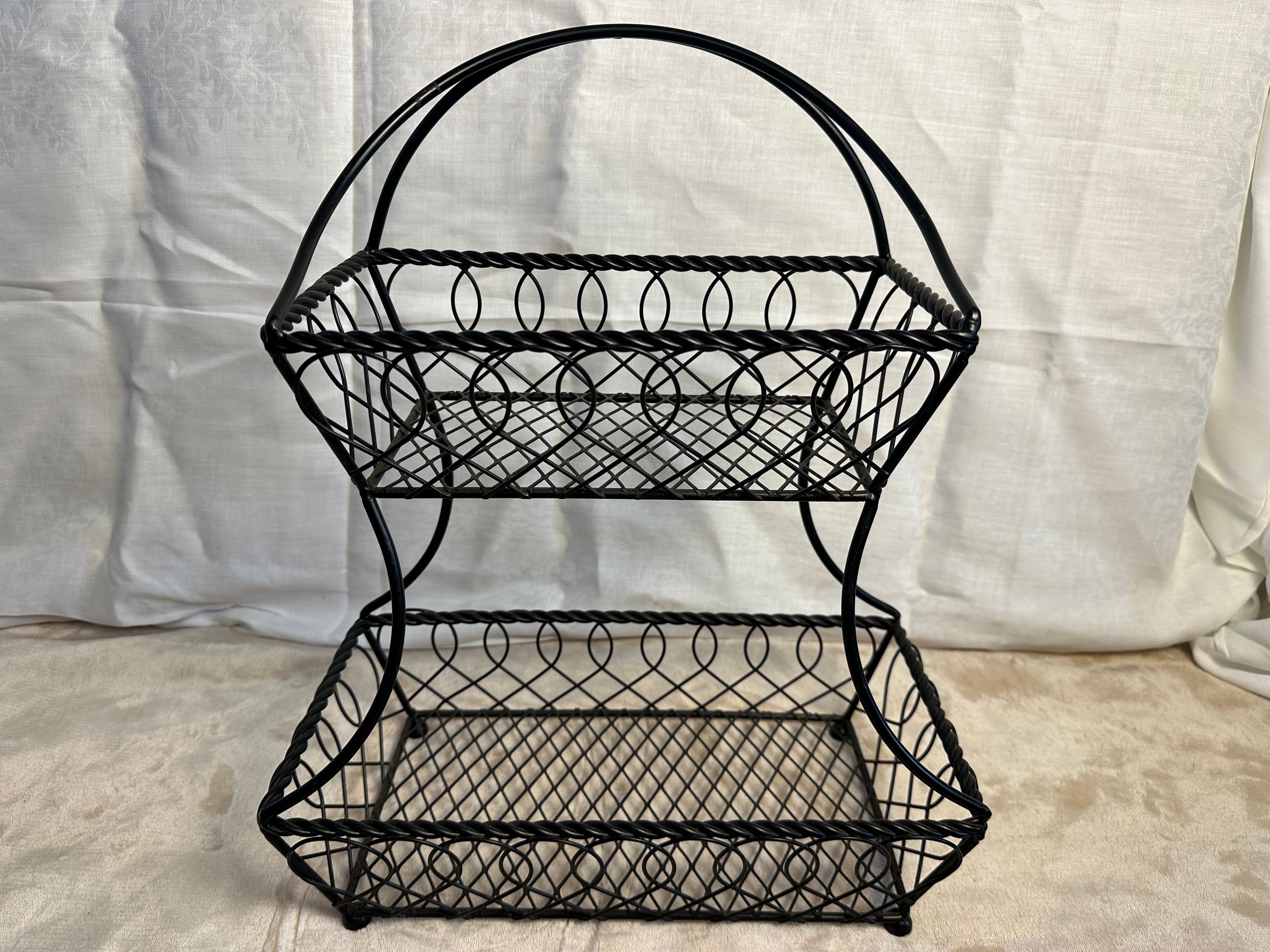 Beautiful metal wire tabletop basket