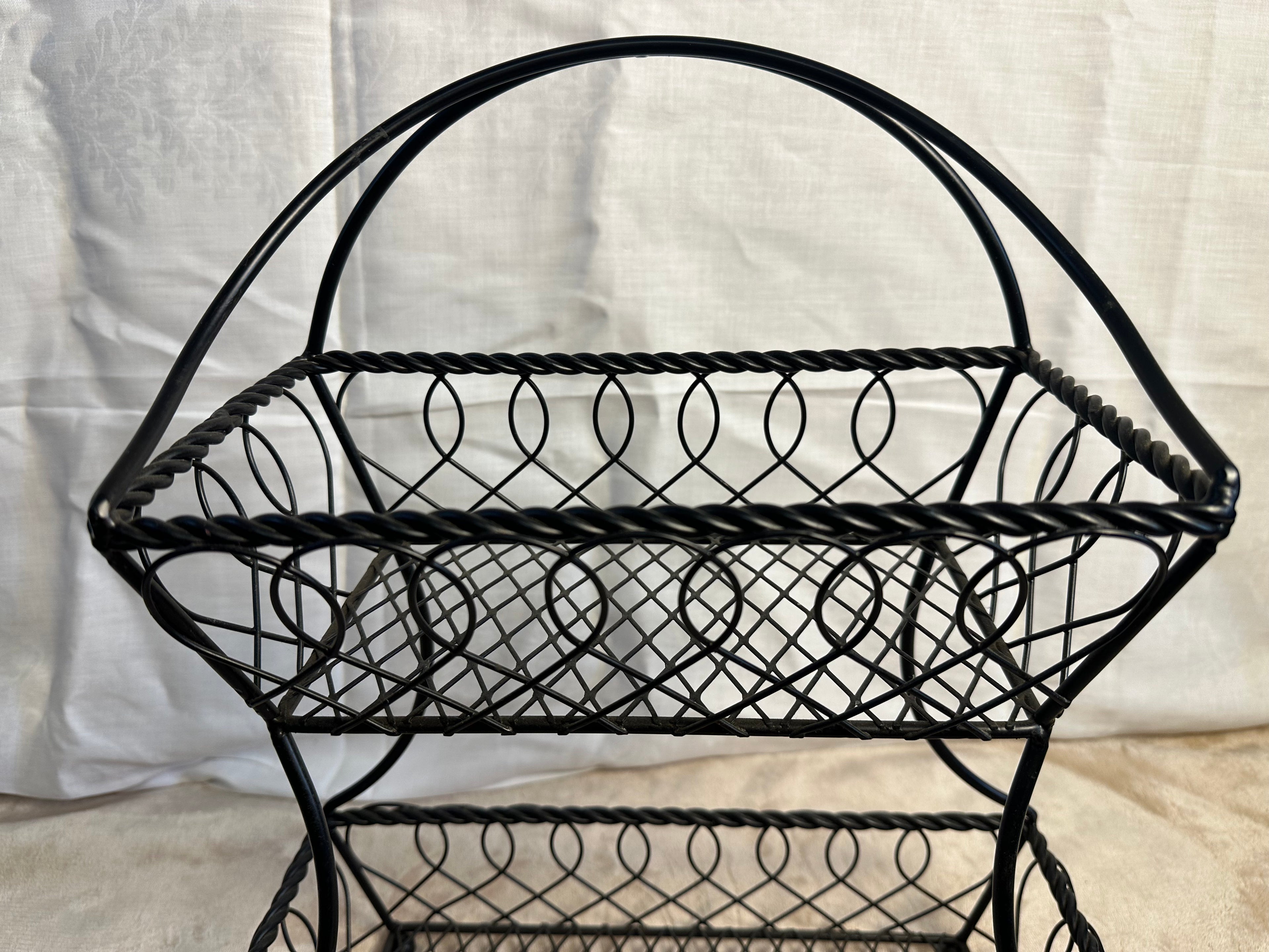 Beautiful metal wire tabletop basket