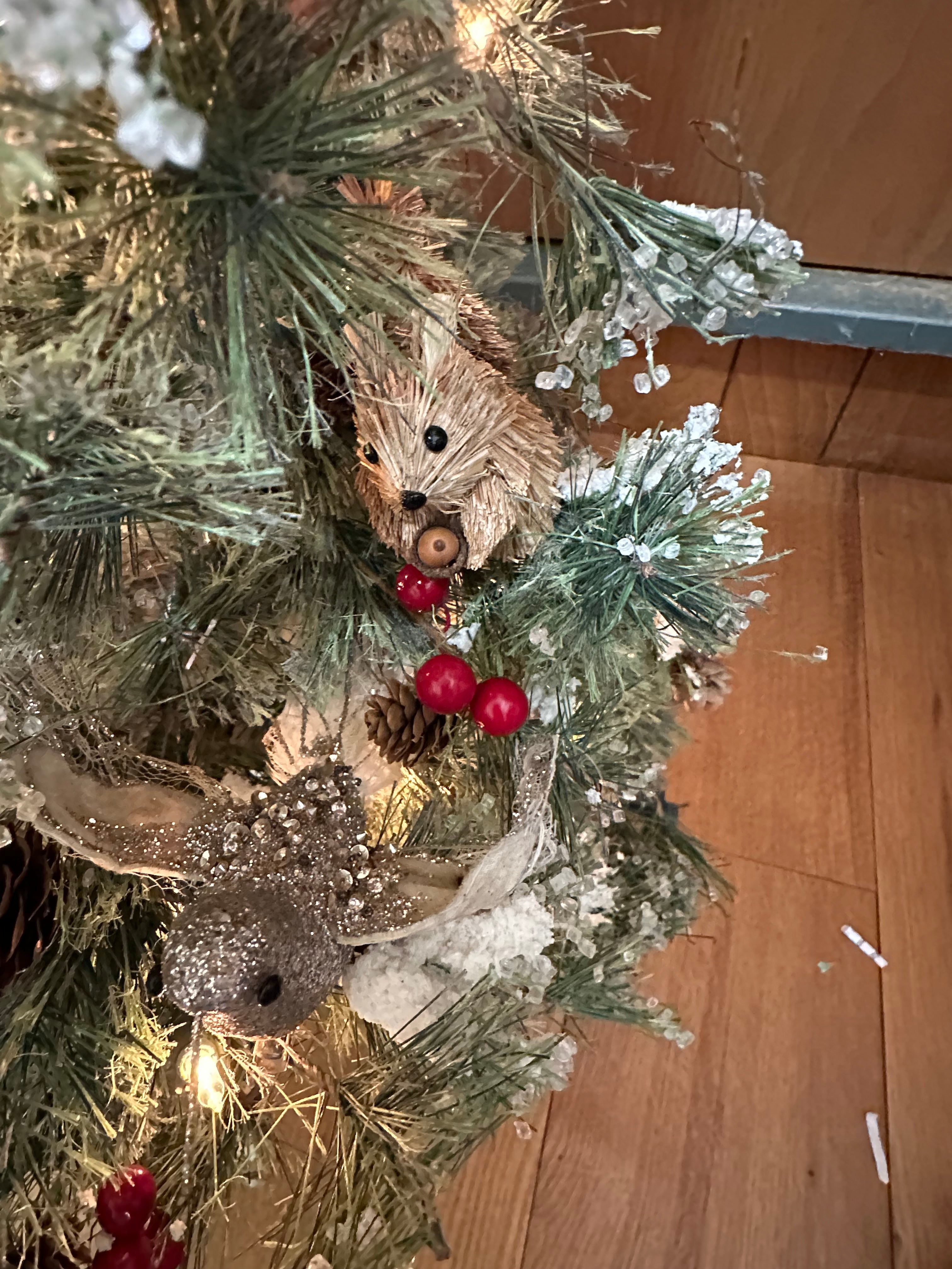 4' lighted & decorated Christmas artificial tree