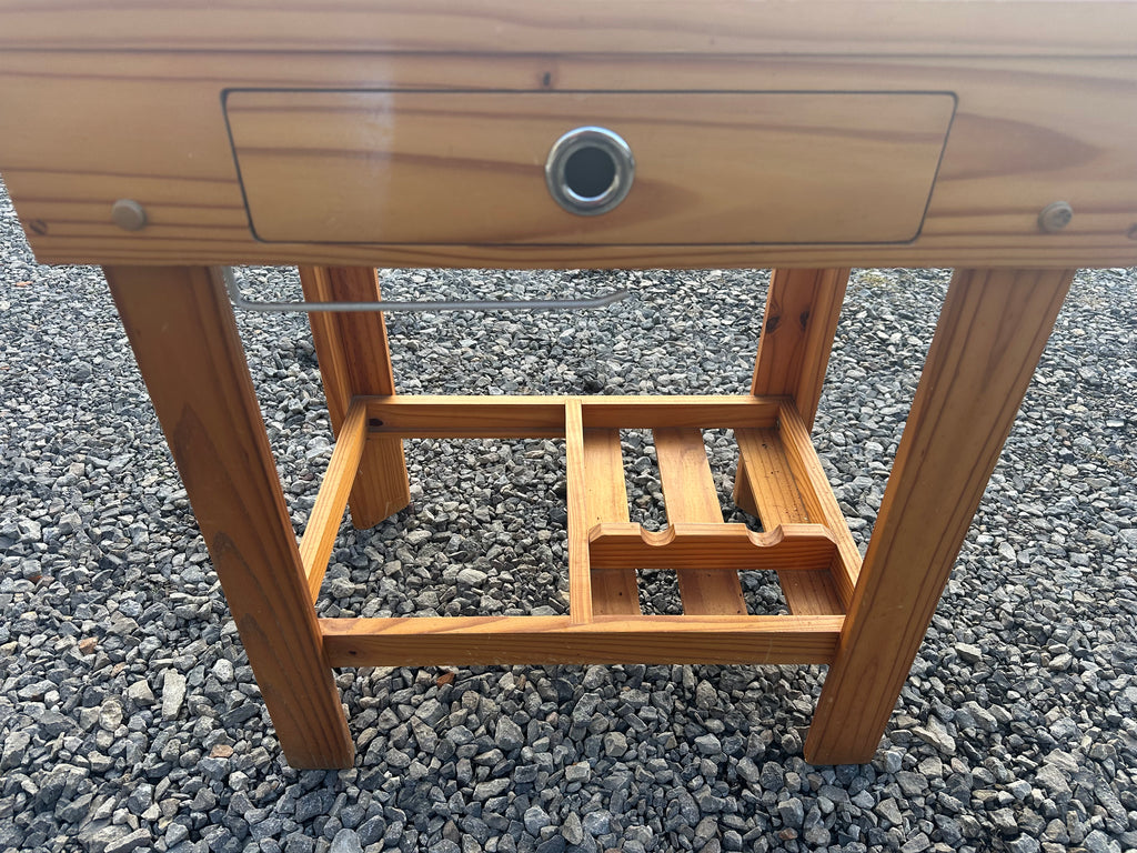 Dry erase craft art table with drawer - excellent