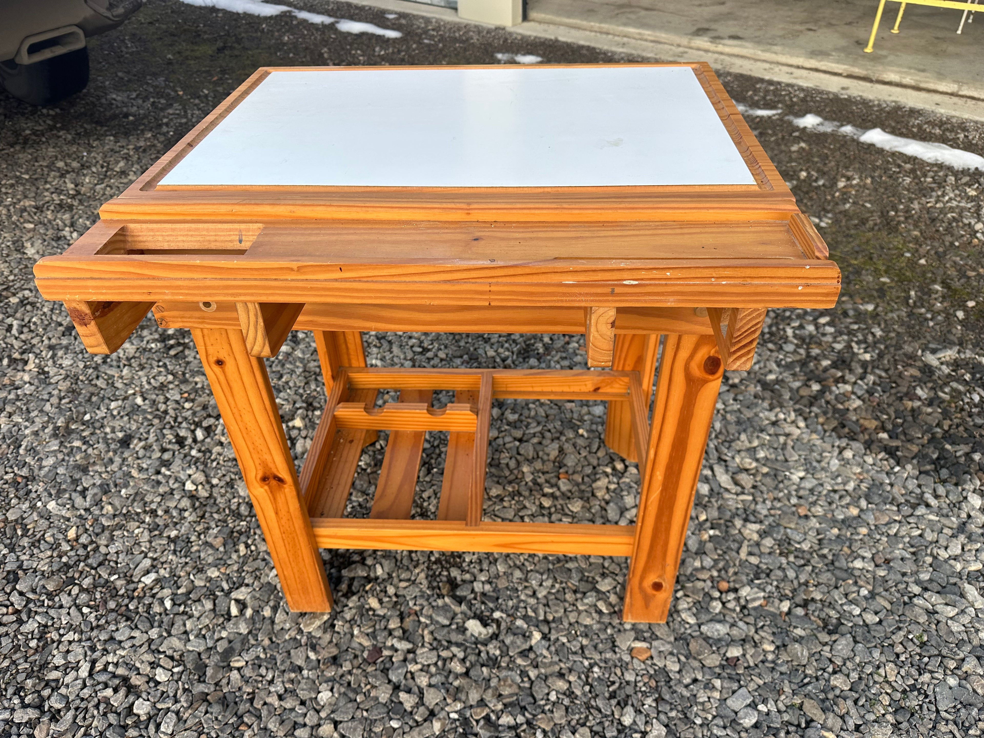 Dry erase craft art table with drawer - excellent